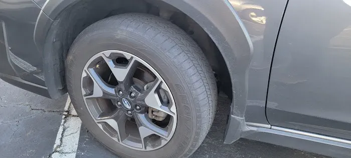 Avis Car Rental Picture 4