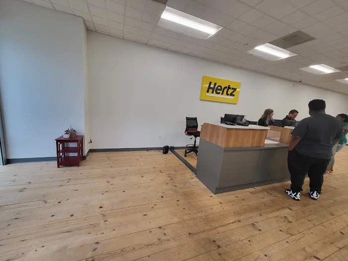 Hertz Car Rental - Fayetteville - Promenade Parkway Picture 8