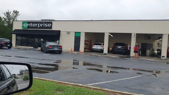Enterprise Rent-A-Car Picture 8