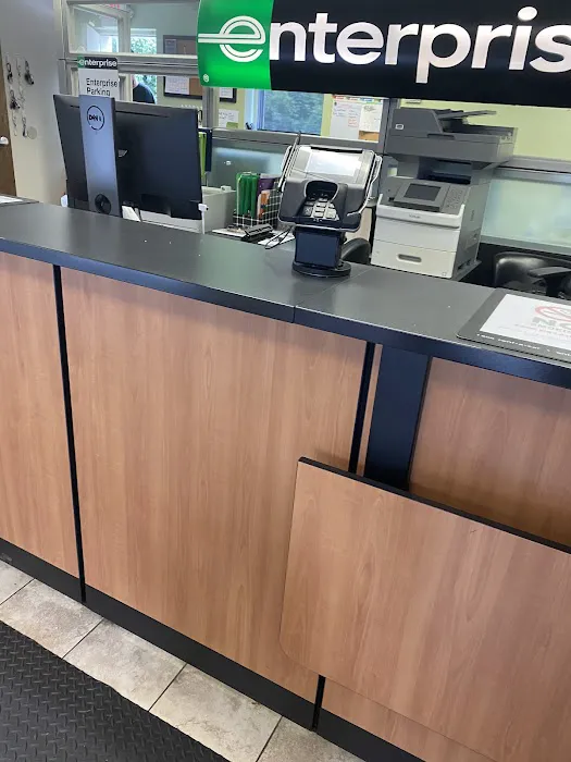 Enterprise Rent-A-Car Picture 10