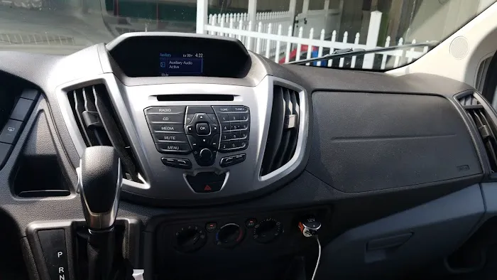 Automax Rent A Car Picture 9