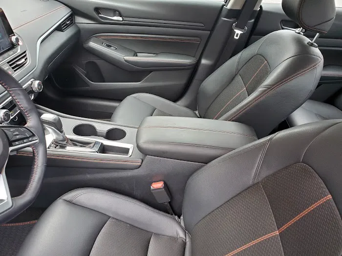 Enterprise Rent-A-Car Picture 7