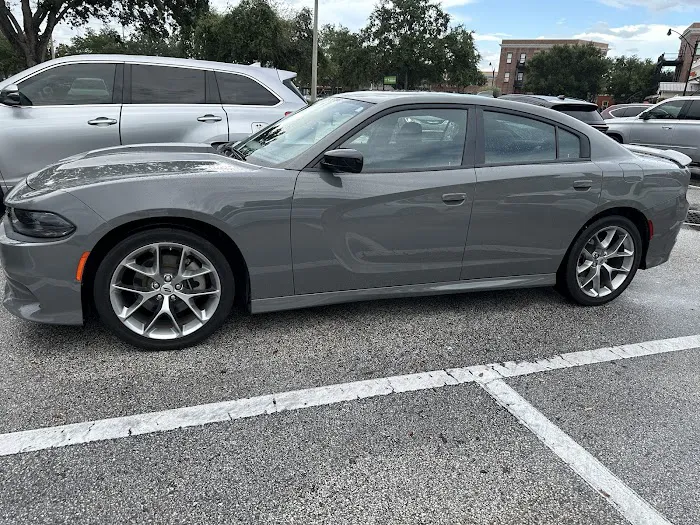 Enterprise Rent-A-Car Picture 5