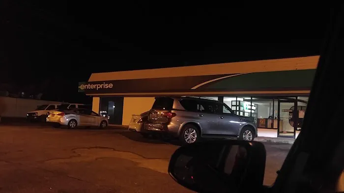 Enterprise Rent-A-Car Picture 2