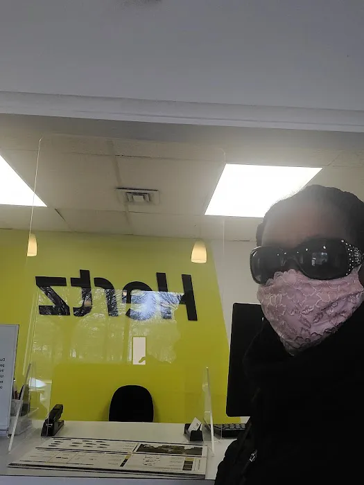 Hertz Car Rental - Greenville Sc - North Pleasantburg Dr Picture 7