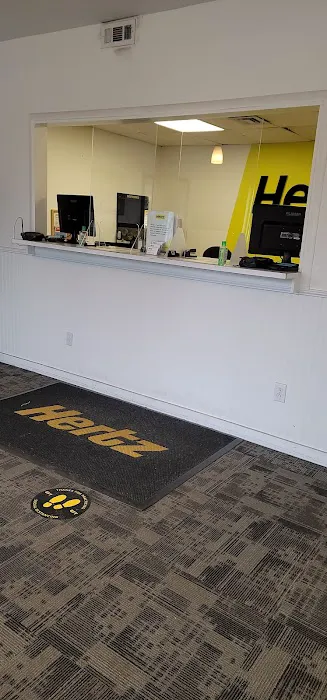 Hertz Car Rental - Greenville Sc - North Pleasantburg Dr Picture 2