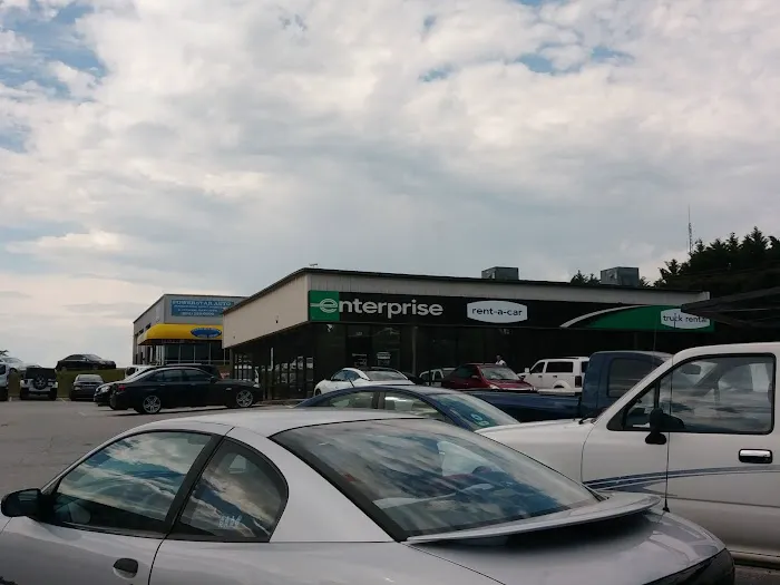 Enterprise Rent-A-Car Picture 4