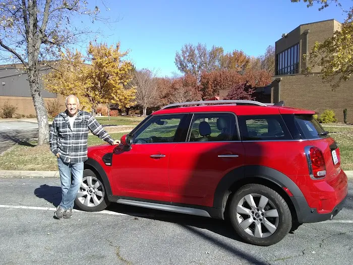Enterprise Rent-A-Car Picture 8