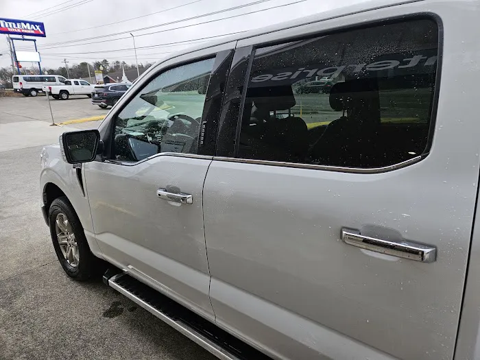 Enterprise Rent-A-Car Picture 8