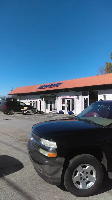 Tweety's Automart Rentals Picture 6