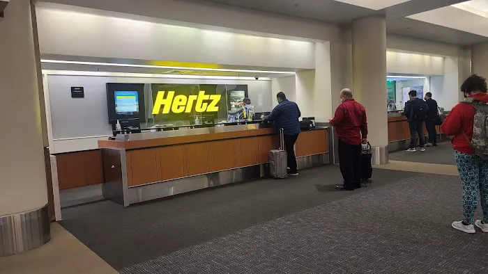 Hertz Car Rental - Lovell Field Airport Picture 1