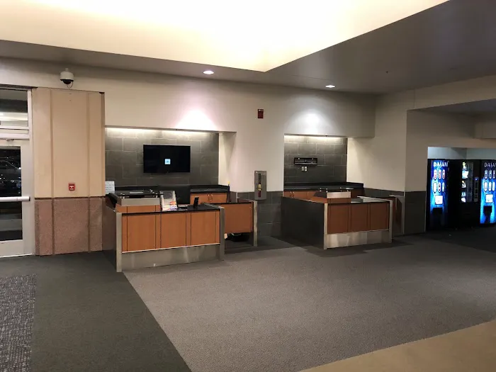 Avis Car Rental Picture 2