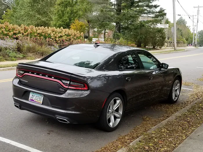 Avis Car Rental Picture 9