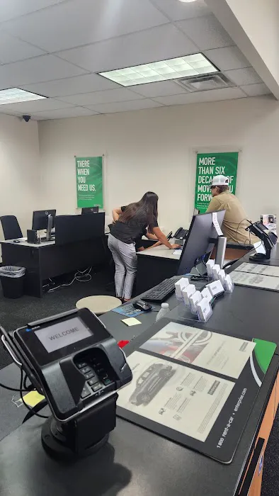 Enterprise Rent-A-Car Picture 3