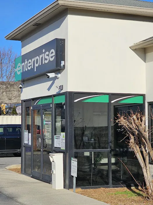 Enterprise Rent-A-Car Picture 3