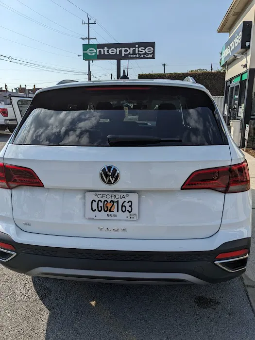 Enterprise Rent-A-Car Picture 9