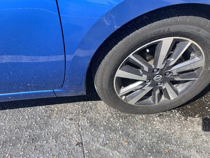 Hertz Car Rental - Columbia Sc - Two Notch Rd Ste D Picture 7