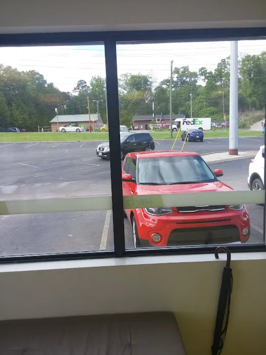 Hertz Car Rental Picture 8