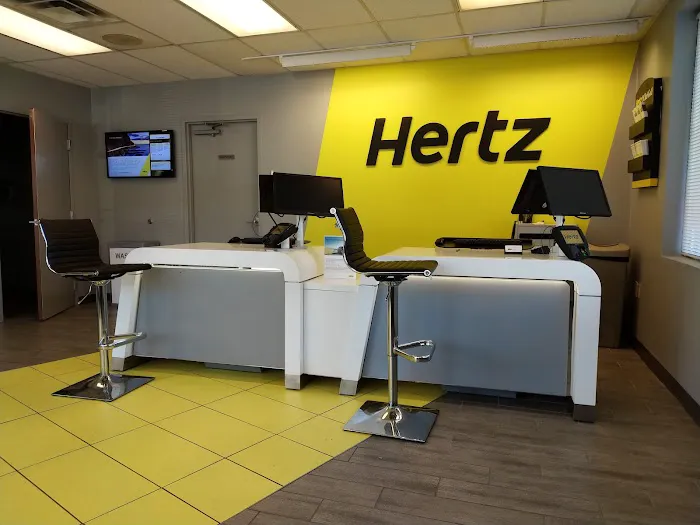 Hertz Car Rental Picture 7