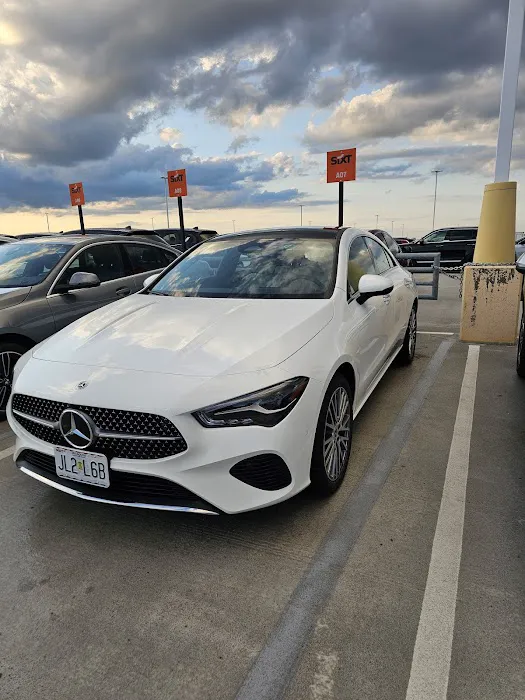 SIXT Rent a Car Kansas City Airport Picture 8
