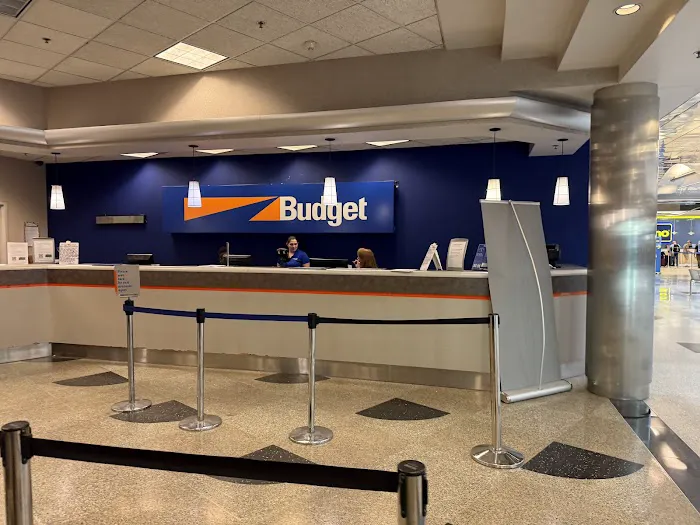 Budget Car Rental Picture 3