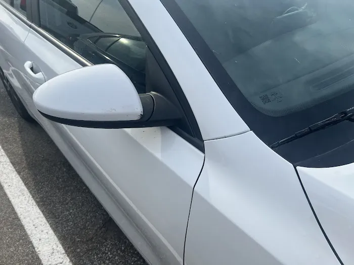 Avis Car Rental Picture 5