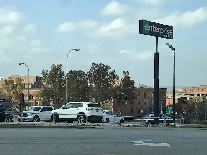 Enterprise Rent-A-Car Picture 2