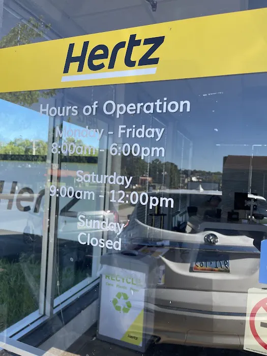 Hertz Car Rental - Shawnee - Nieman Road Picture 2