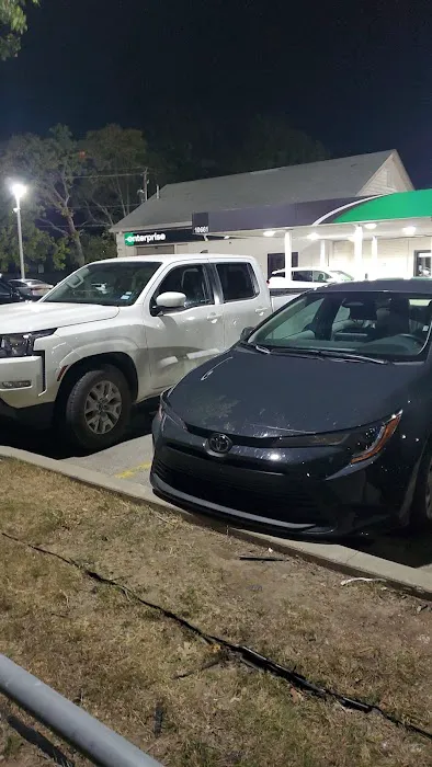 Enterprise Rent-A-Car Picture 1