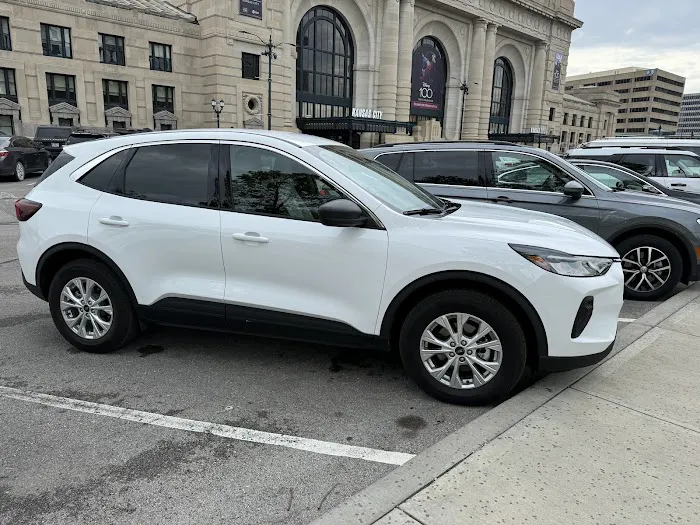 Budget Car Rental Picture 2