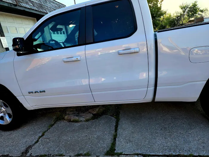 Enterprise Rent-A-Car Picture 2