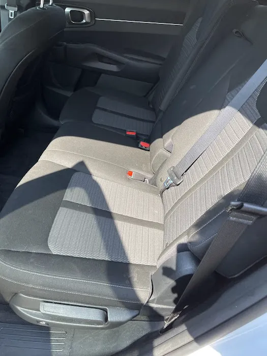 Avis Car Rental Picture 10