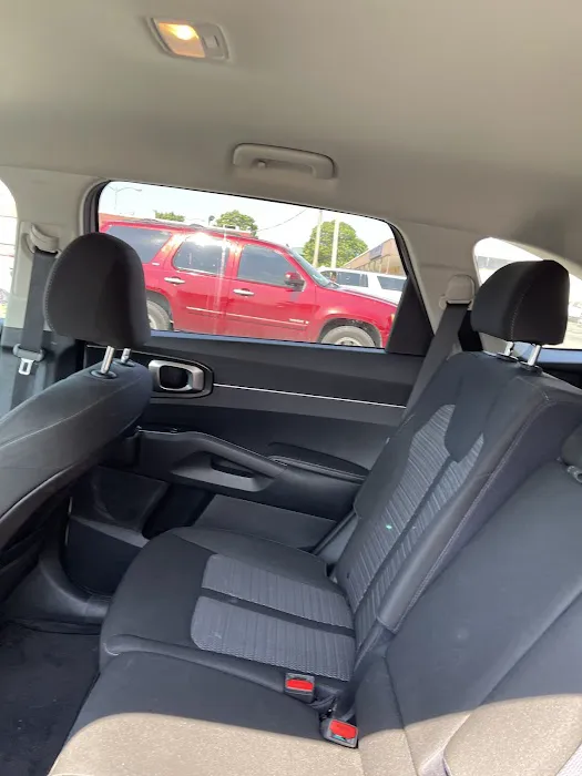 Avis Car Rental Picture 5