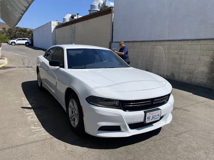 Midway Car Rental Thousand Oaks Picture 8
