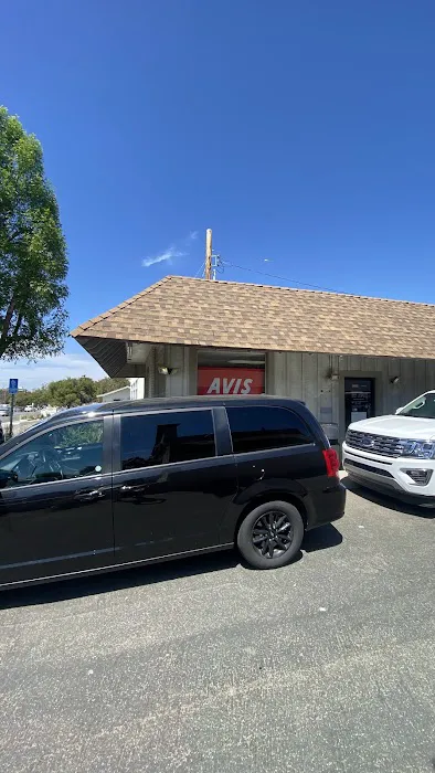 Avis Car Rental Picture 1