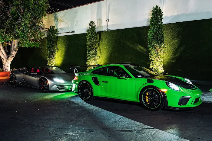 Rides Exotics Picture 6