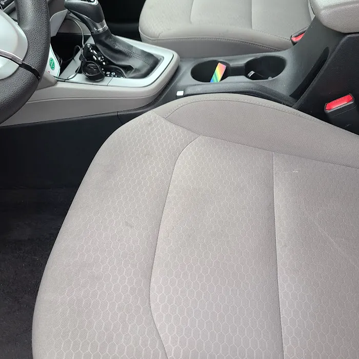 Enterprise Rent-A-Car Picture 7