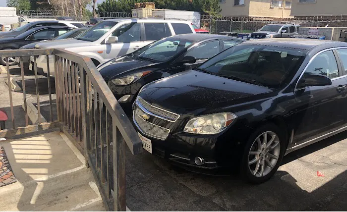 City Ride Car Rental Picture 9