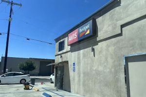 Auto Service Center