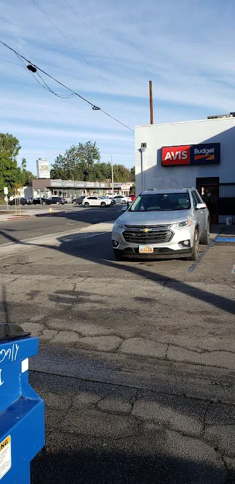 Avis Car Rental Picture 3