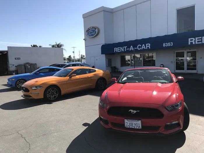 Galpin Studio Rentals and Rent-A-Car Picture 7