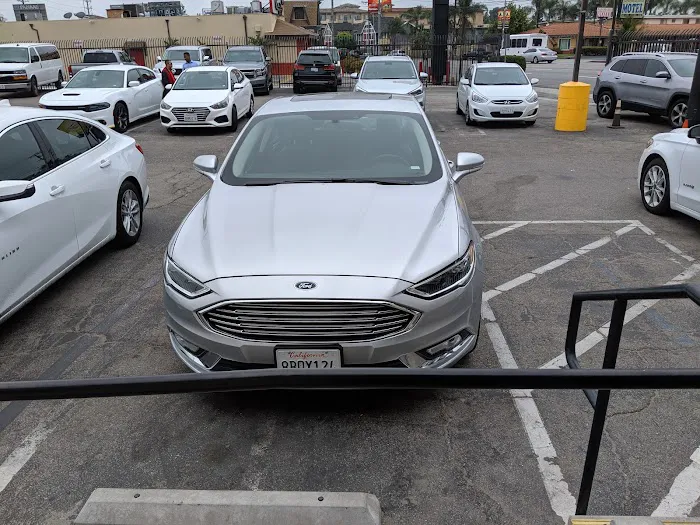 Enterprise Rent-A-Car Picture 3