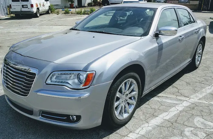 Car Rentals Picture 5