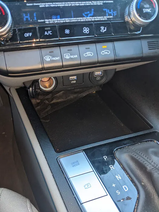 Avis Car Rental Picture 6