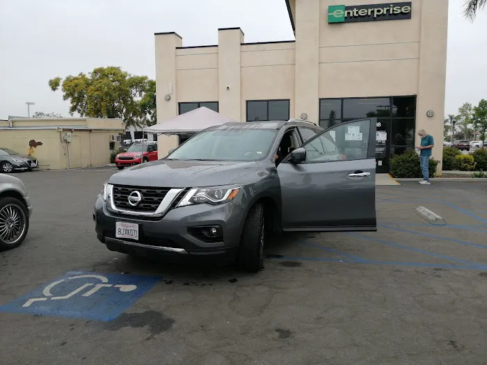 Enterprise Rent-A-Car Picture 5
