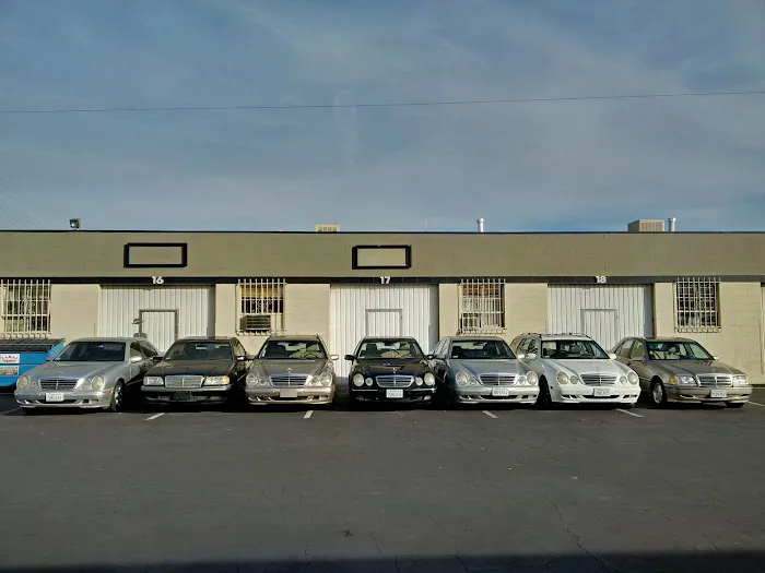 Rent-A-Benz Picture 5