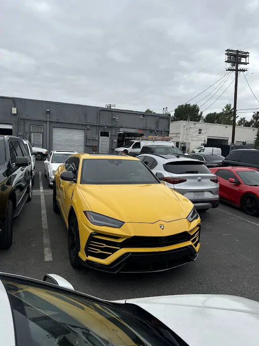 DRIVE LA - Luxury Car Rental | Exotic Car Rental in Los Angeles Picture 4