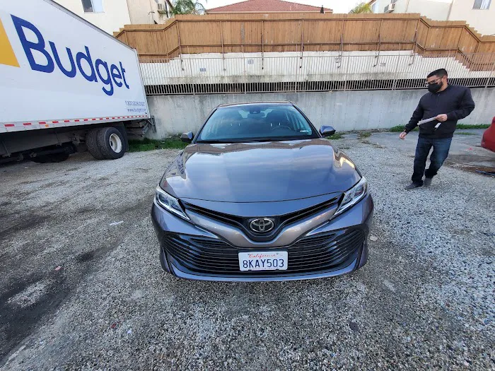 Avis Car Rental Picture 4