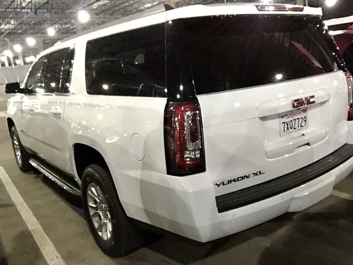 Avis Car Rental Picture 8