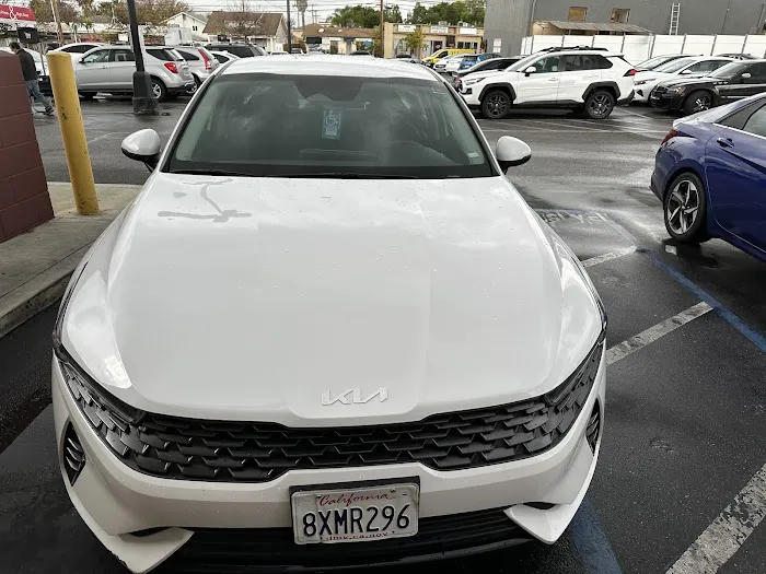 Enterprise Rent-A-Car Picture 1